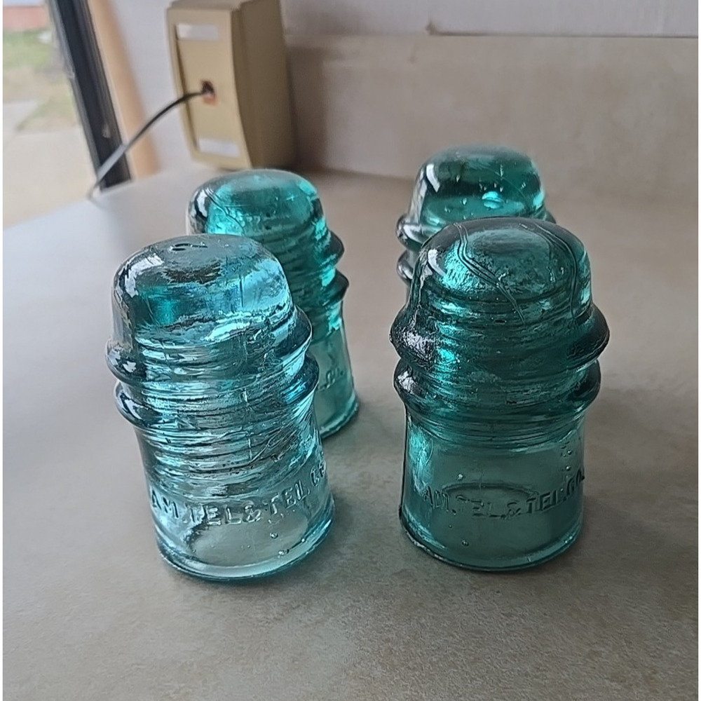 Lot of 4 Vtg Hemingway AM TEL & TEL Co Blue Green Glass Electric Insulator